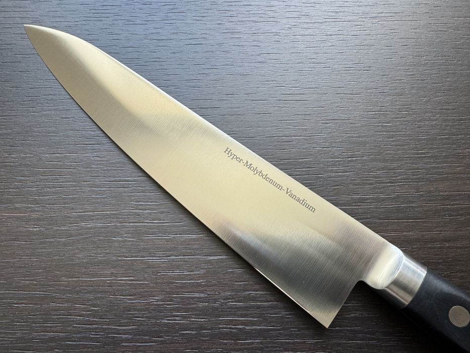 Японський професійний кухонний шеф-ніж Masamoto VG