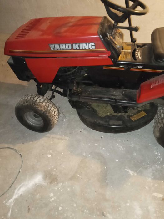 kosiarka traktorek ogrodowy