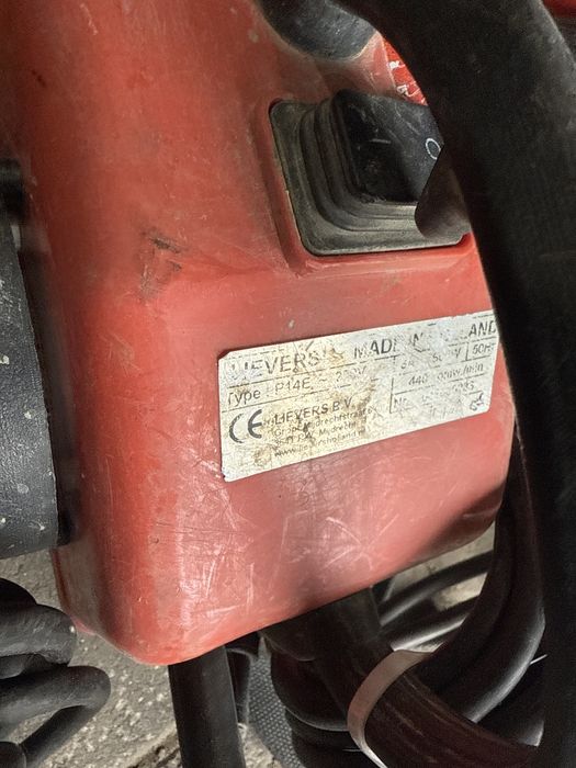 wibrator do betonu buława