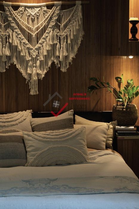 Продаж 2-кімн. квартири, 42 м², 1/4 поверх, ваш ідеальний дім!