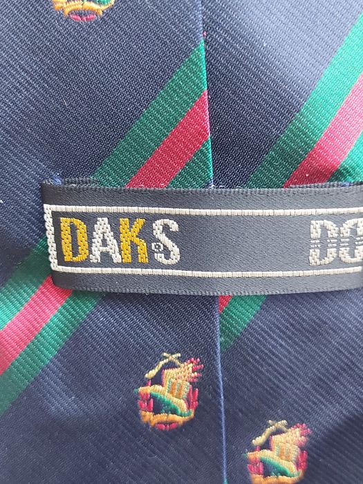 Krawat męski firma DAKS