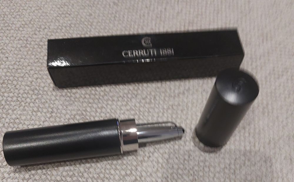 Caneta Cerruti 1881 - Elegância à sua disposição