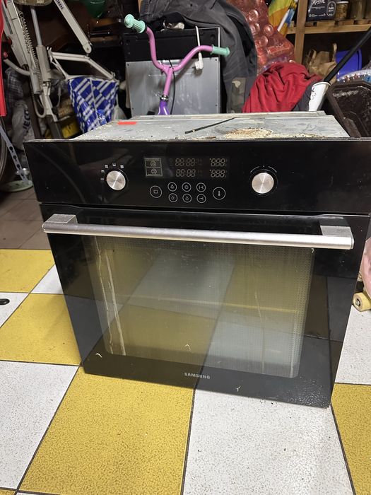Piekarnik Samsung Dual Cook uszkodzony.