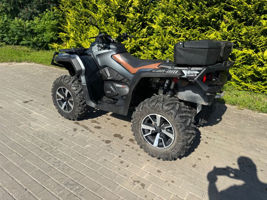 Qlad Can-am  Outlander 1000 Rok 2023
