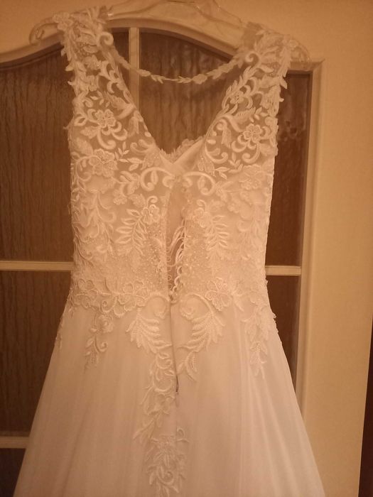 Piękna suknia ślubna