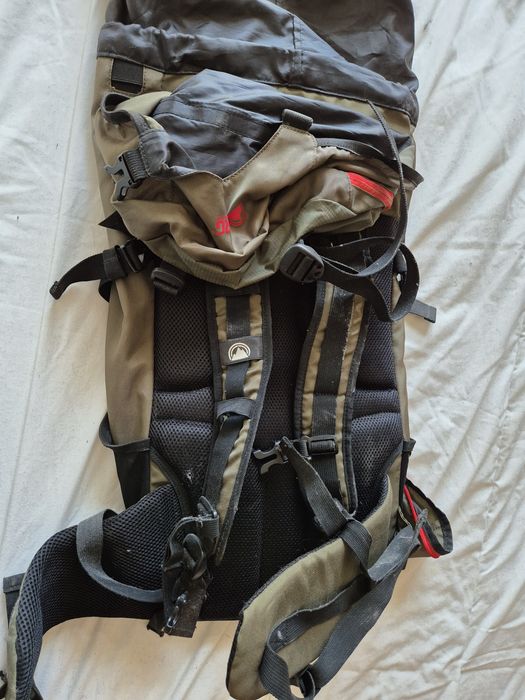 Mochilia campismo/caminhada 55 litros