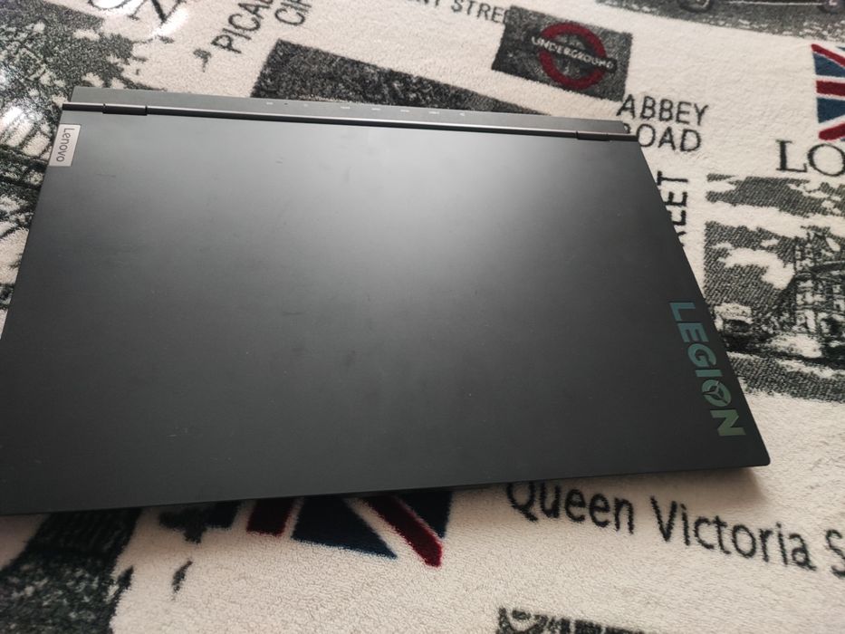 Portátil Lenovo Legion 5