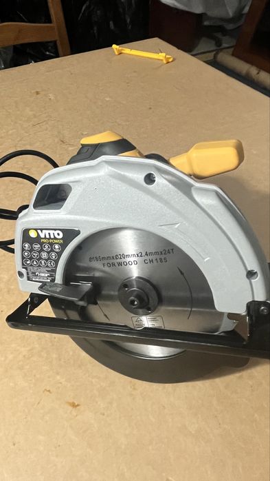 Maquina de corte para madeira