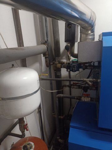 Kociol Buderus model Logano G124 o mocy 24 kW