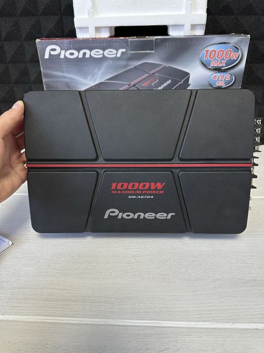 Автомобільний підсилювач Pioner GM A6704