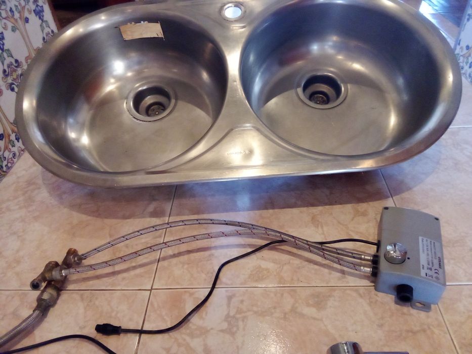 Cuba dupla inox lava mãos e torneira fria/quente automática