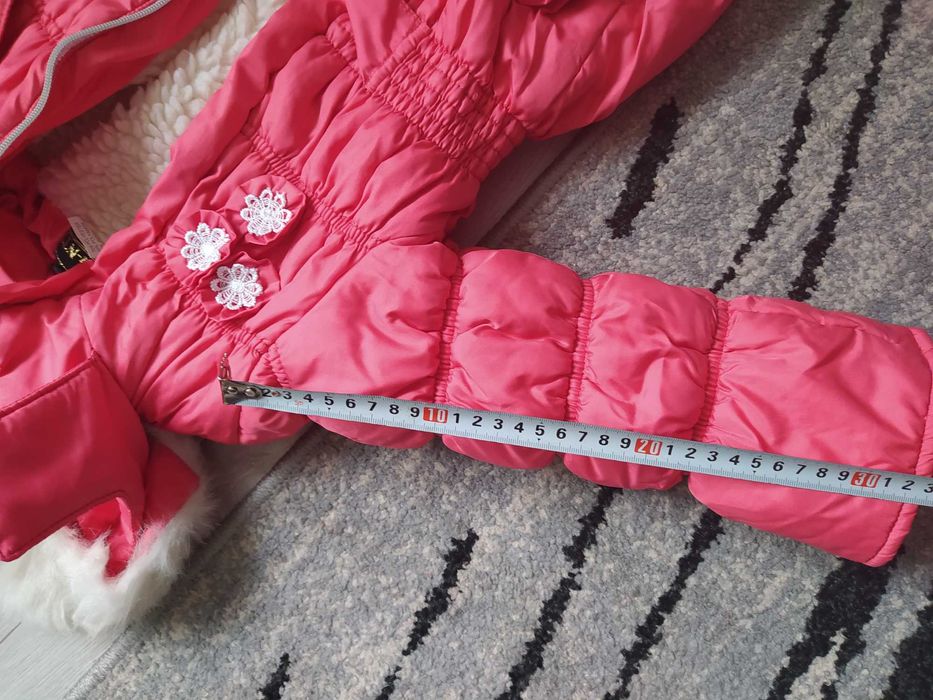 Комбінезон на зиму. Входить курточка для дівчинки та штани