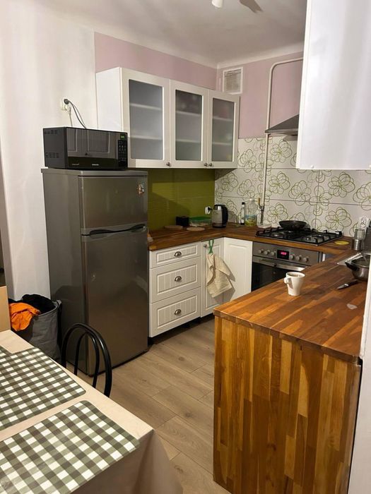 Сдаётся комната 11 м² для студента в двухкомнатной квартире, район Wola