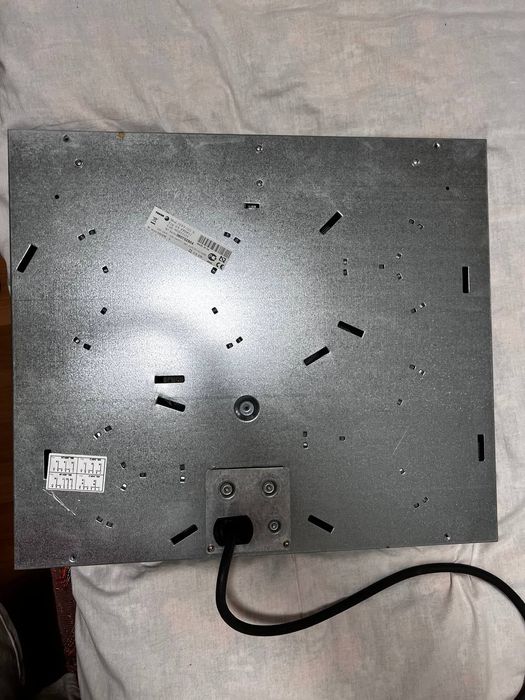 Варочна електрична поверхня