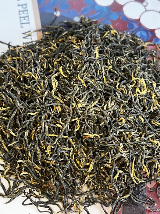 Елітні китайські червоні чаї: Інь Цзюнь Мей, Дянь Хун, Золота пісня