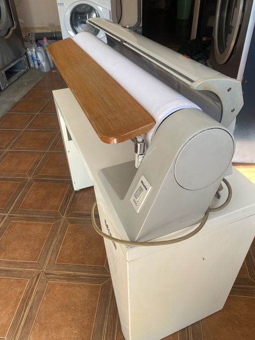 Гладильный каток оригинал Miele В -8500