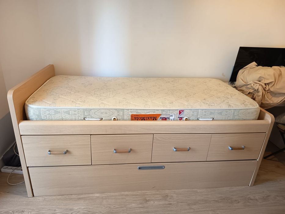 Cama single Dicarmo com gavetas