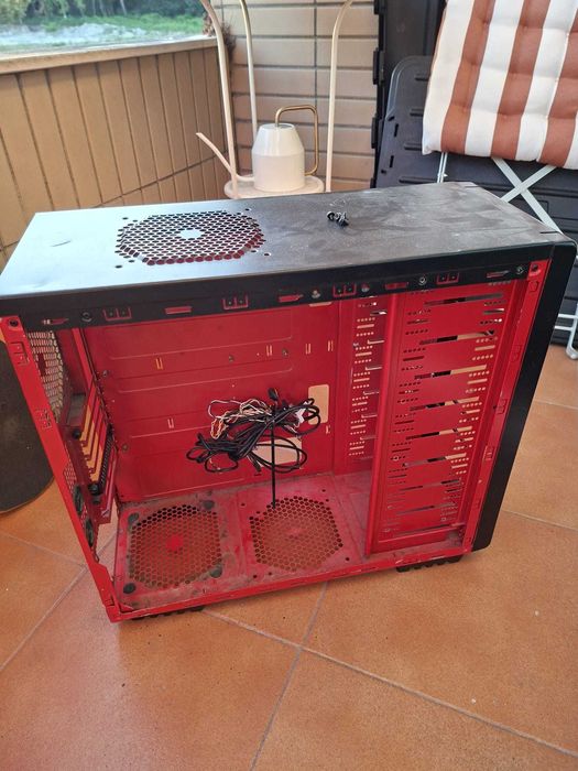 Caixa Pc Antiga Usada MAS FUNCIONAL!