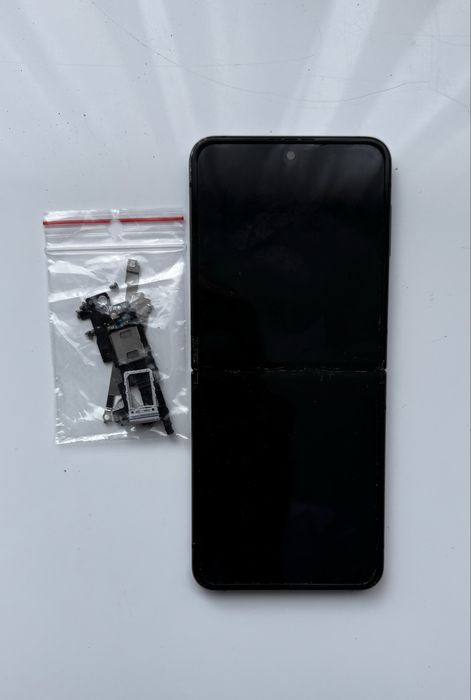 Korpus Samsung Z Flip 4