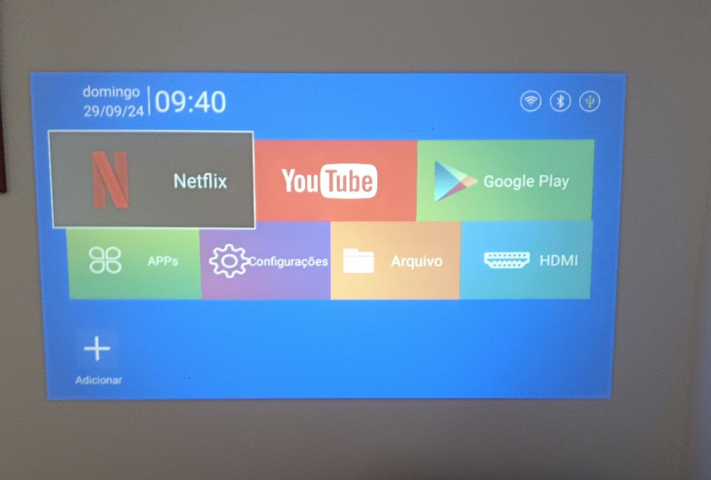 Video Projector with Games64170325266562123