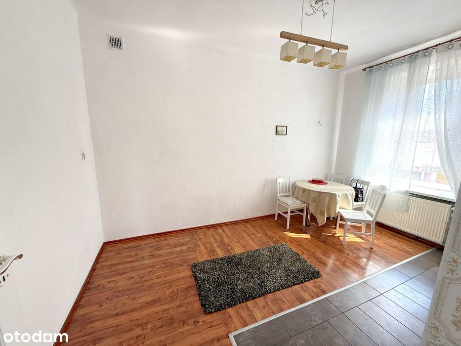 Dom z garażem w świetnej lokalizacji