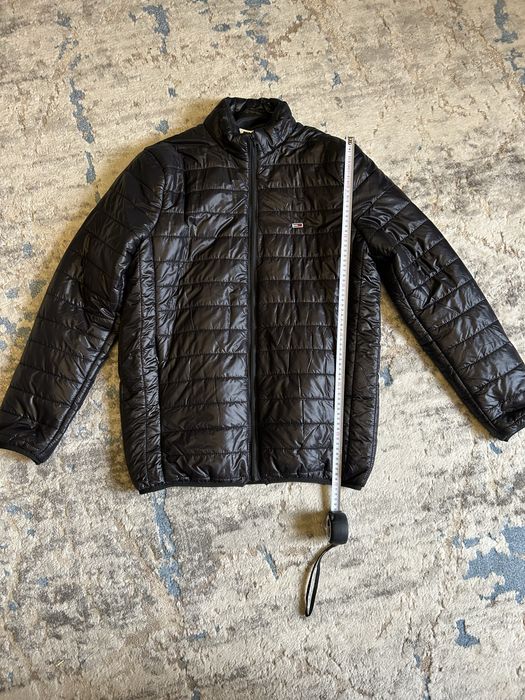Продам куртку TOMMY HILFIGER