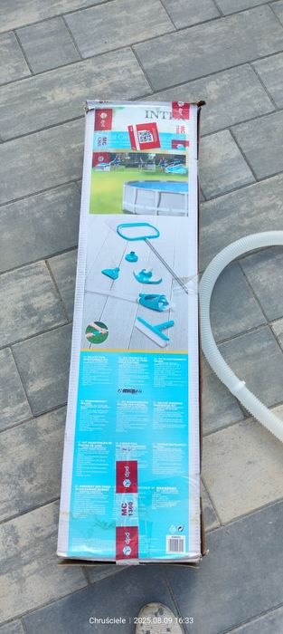 Zestaw do czyszczenia basenu INTEX