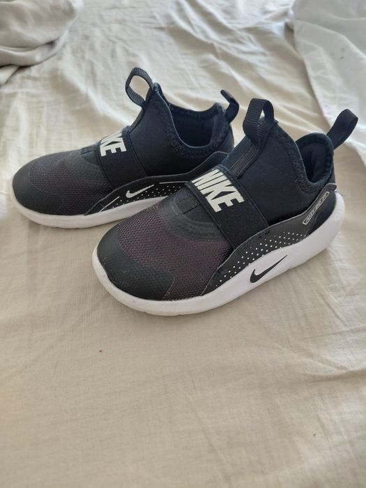 Bity Nike runner roz. 26
