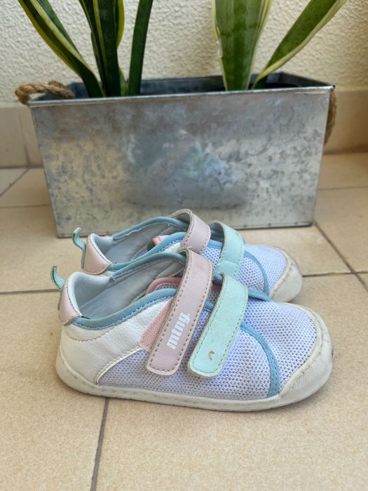 Tenis barefoot menina Mustang Free