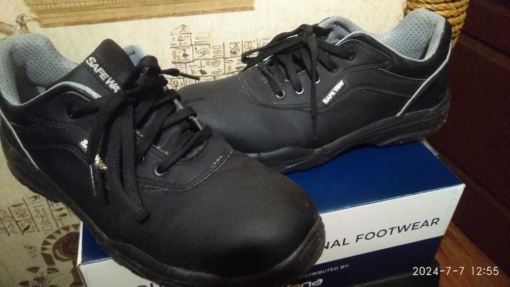 рабочая обувь , полуботинки Safe Way 43р. б/у. Италия.