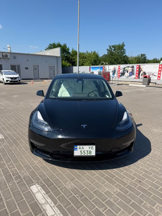 Tesla model 3 2022 AWD