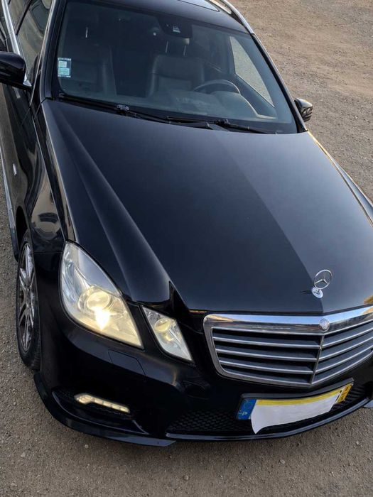 Mercedes E350 4MATIC Avantgarde AMG — photo 3