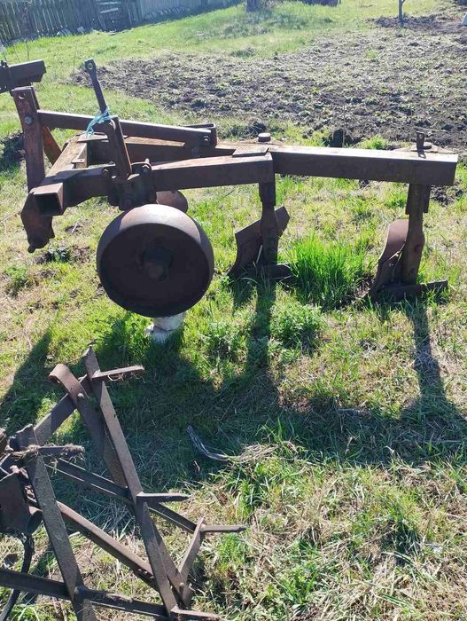 Плуг високі стойки