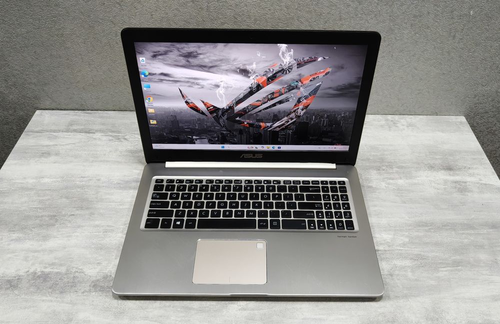 Ігровий ноутбук i5-8300H/GTX 1050/ 16GB RAM