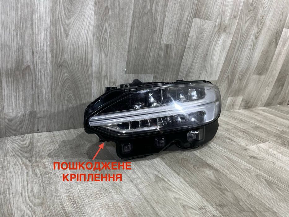 Фара передняя левая Volvo V90 S90 ( 2016 - 2020 г. ) 31655935
