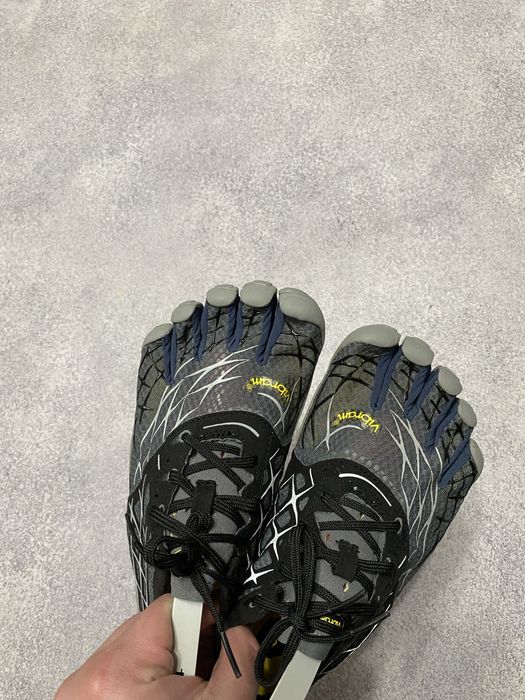 Vibram Fivefingers 5 пальців  кросівки трекінгові