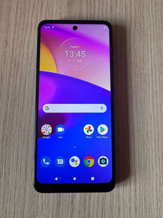 Телефон Motorola E 40