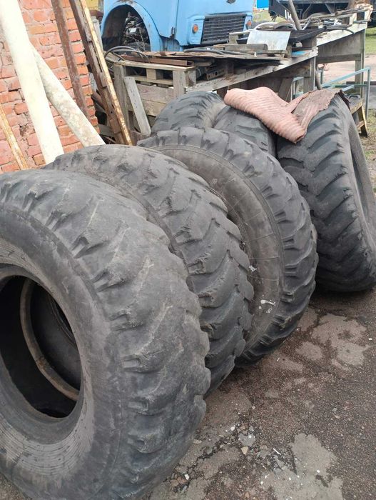 продам резина колесо скат 370-508   14.00 R 20  я-307