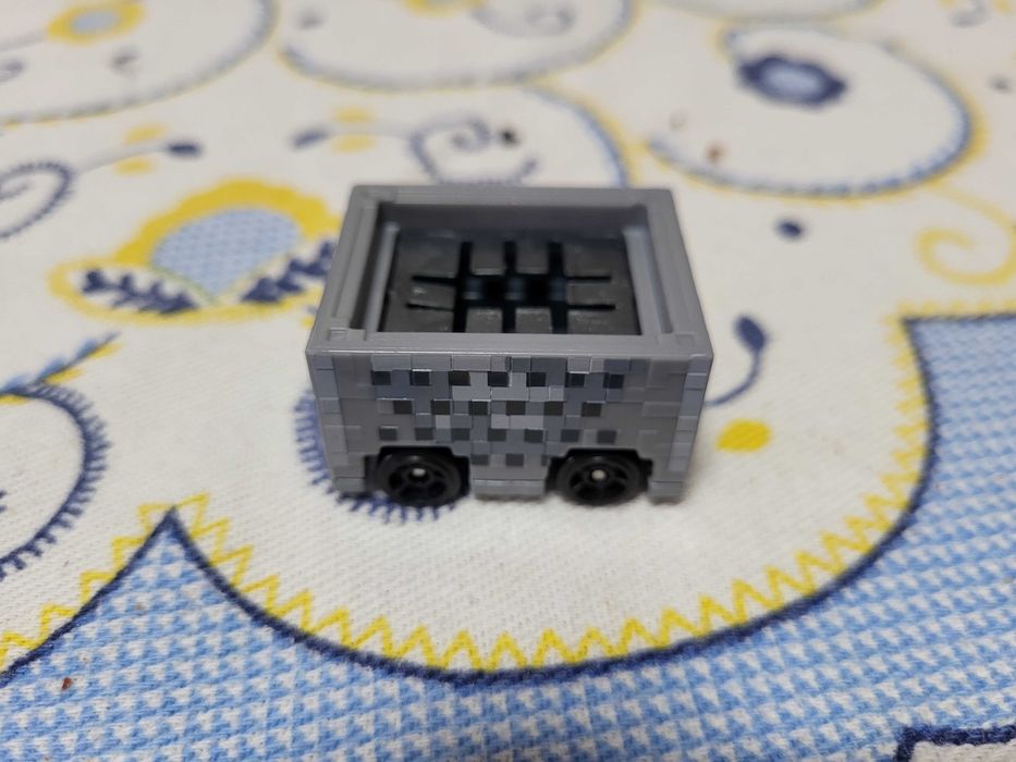 Carro hotwheels minecart