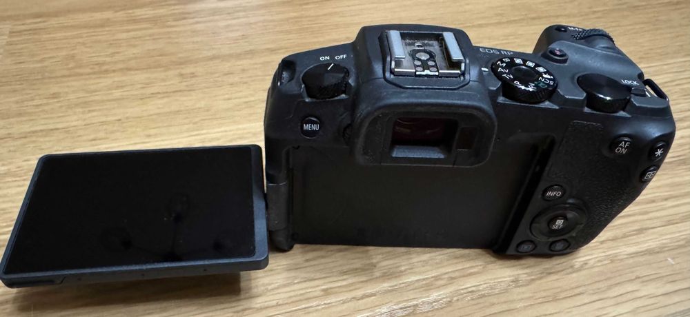 Canon EOS RP - body + super akcesoria