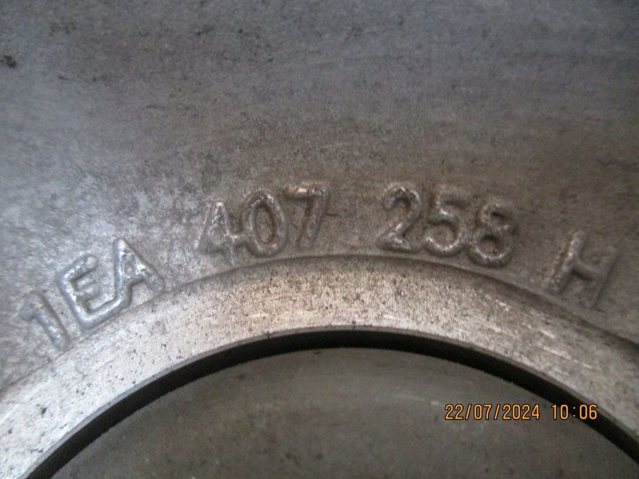 Zwrotnica zwrotnice przód VW ID3 1EA407257H 1EA407258H