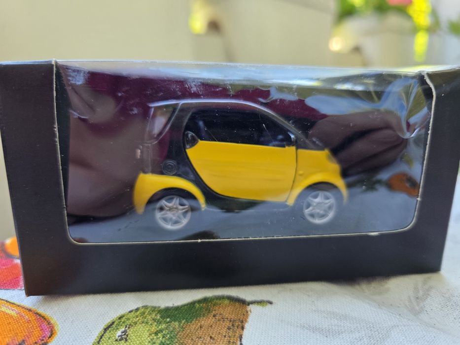 Авто модели 1:43 Mercedes-Benz Geländewagen