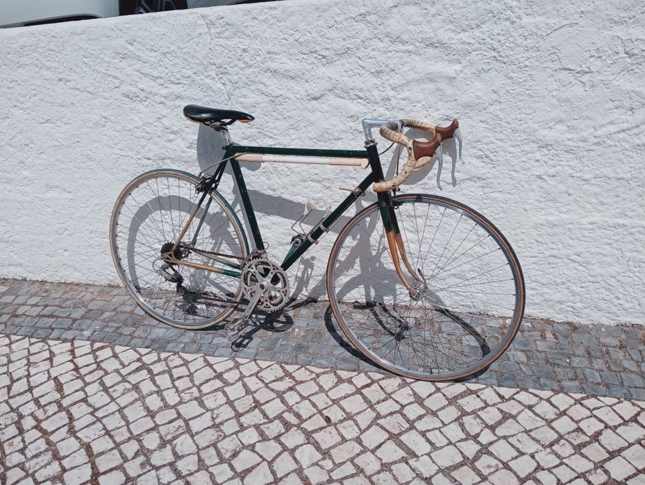 Bicicleta de ciclismo antiga