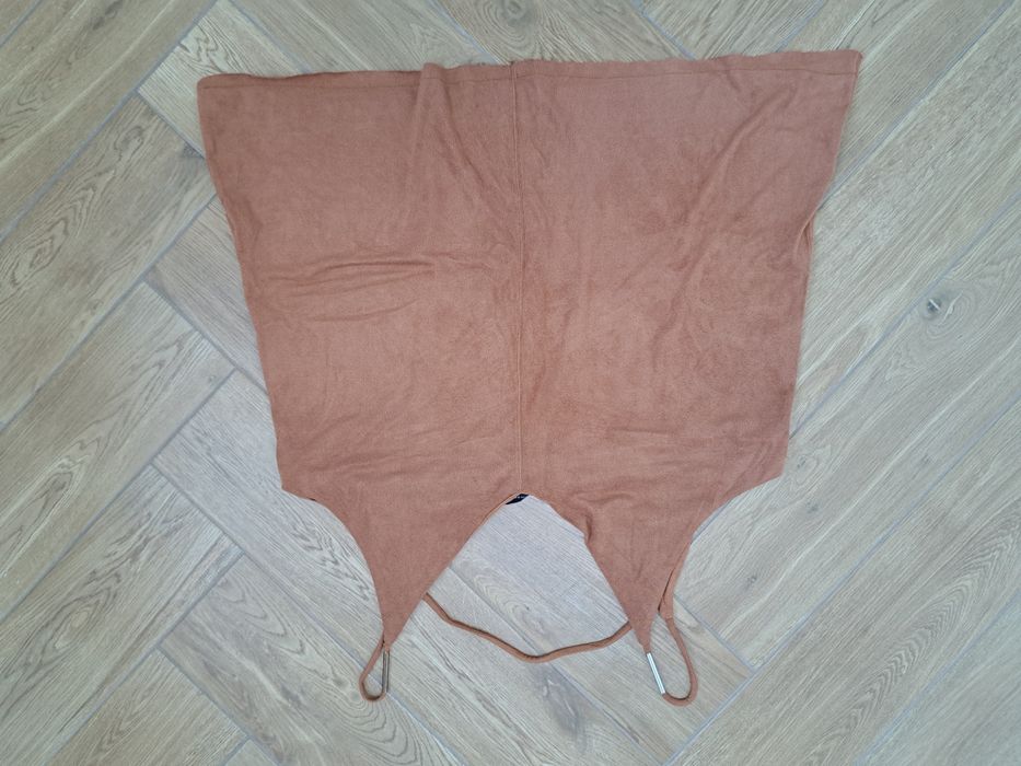 Letnie bluzki na ramiączkach wzory kwiaty s