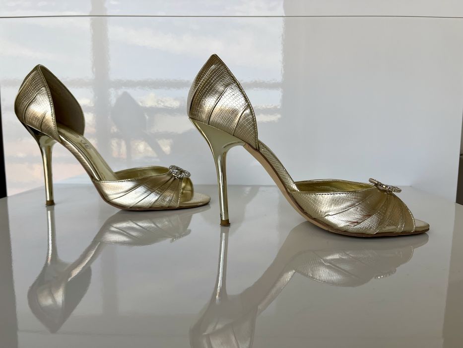 Sapatos Dourados Aldo