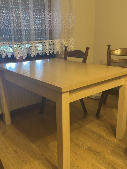 Stół rozkładany do salonu, jadalni, kuchni