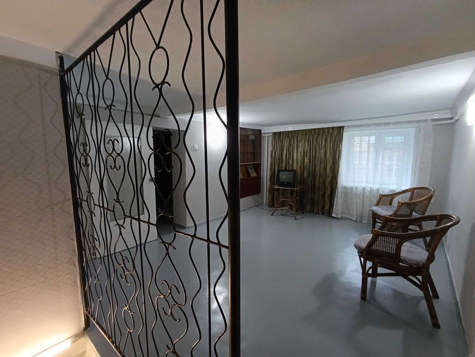 Парк Шевченко 3х ком. кв. 82м с ремонтом  двухуровневая АГВ+ПАРКОВКА