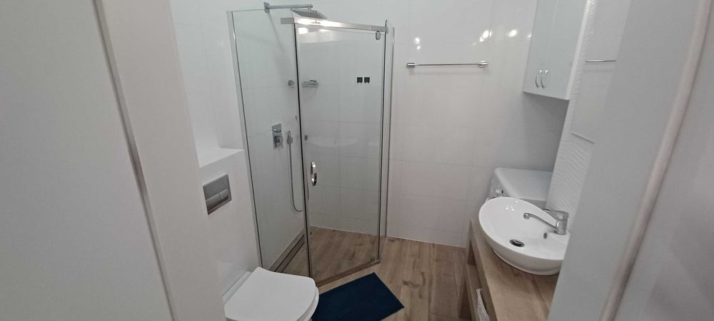 Wynajem/Centrum Warszawy ul. Kłopot przy Arkadii 40m2 z garażem.