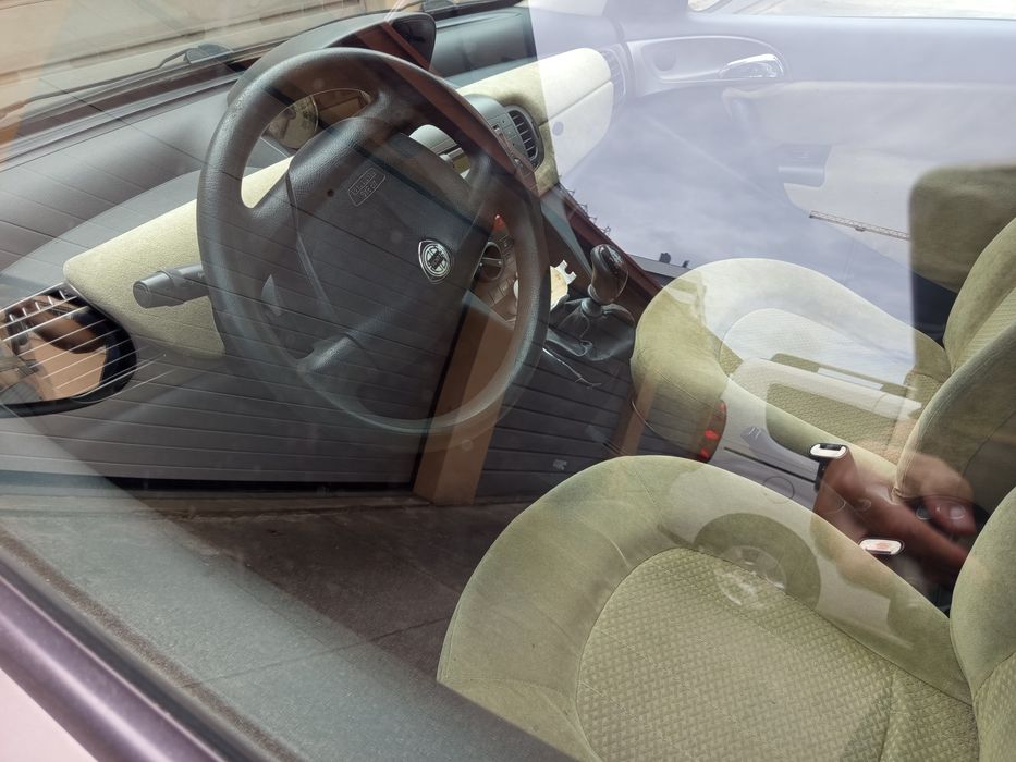 Lancia Ypsilon — fotografia 4