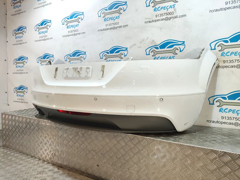Parachoques traseiro tras AUDI TT 8J S-Line